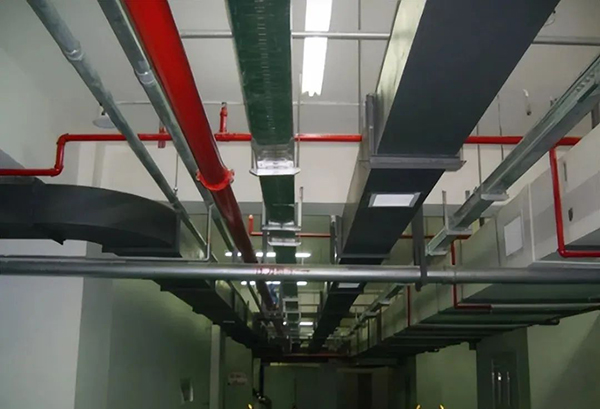 消防和非消防配電線路為何不能共用防火槽盒？原因是什么？