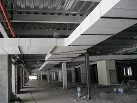 在地下車(chē)庫(kù)防排煙系統(tǒng)中應(yīng)用射流風(fēng)機(jī)的討論